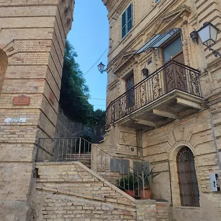 Casa Sergio, *